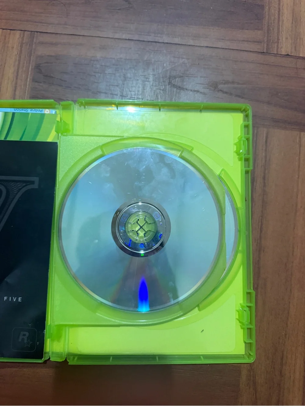 Grand Theft Auto V - Xbox 360 Green Case by Rockstar